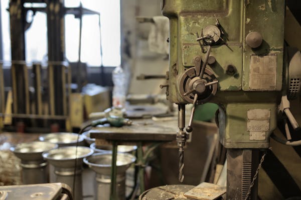 Гидравлический листогибочный пресс с CNC